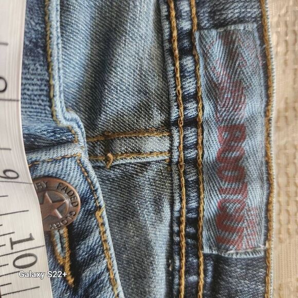 R16  Faded Glory cut off denim jean  shorts - Picture 4 of 6